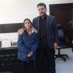 الطفلة جنى أبو فخر مع رئيس الاتحاد د. الحوراني